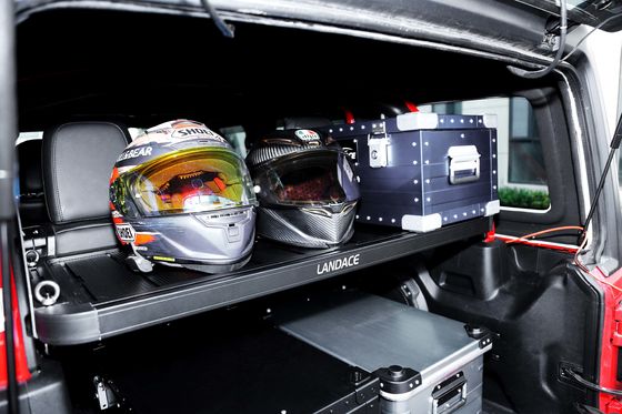 Améliorez votre Jeep Wrangler JL JK avec cette étagère noire facile à installer