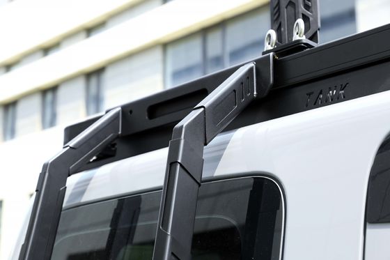 Vente en gros d'accessoires hors route Échafaudage d'escalier pour voiture Échafaudage de toit Échafaudage de mur latéral Échafaudage latéral pour réservoir 300