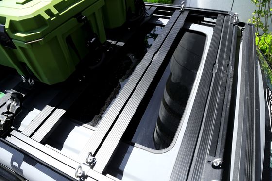 Améliorez votre Toyota Hilux avec le système de support de toit en aluminium 4x4