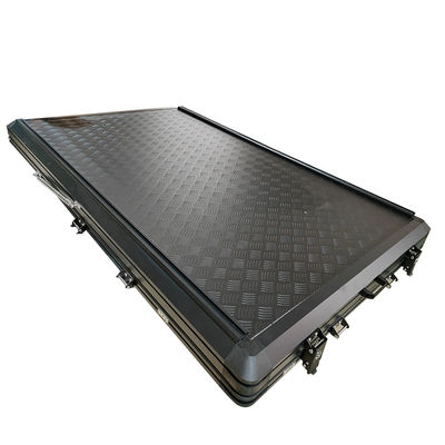 Tente de toit triangulaire 4x4 hors route avec coque d'aluminium dur et polyester imperméable