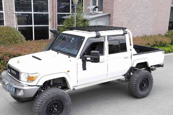 LC79 SUV support de toit en alliage d'aluminium en noir pour les pièces détachées automobiles haut de gamme