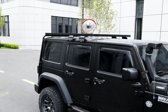 Élargissez efficacement le stockage de votre Jeep JK avec une plateforme de support de toit en poudre noire