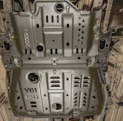 Plaque de dérapage du moteur pour Nissan Patrol Y61 GR V Pickup Matériau en alliage d'aluminium de magnésium