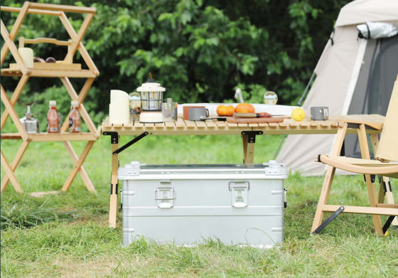 Boîte de cuisine compacte et légère en aluminium pour camping avec un stockage suffisant