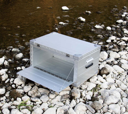 Boîte de cuisine compacte et légère en aluminium pour camping avec un stockage suffisant