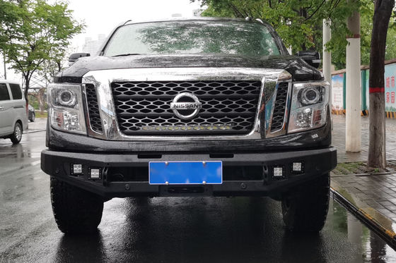 Adapté à la Nissan Titan 4X4 Accessoires Parties de pare-chocs de voiture Winch Bull Bar Pare-chocs avant de voiture