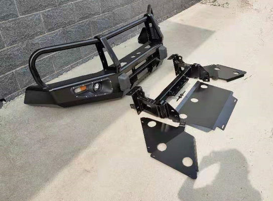 Off-road Winch Bull Bar Plaque de pare-chocs avant avec lumière LED et plateau de montage Toyota Tocama