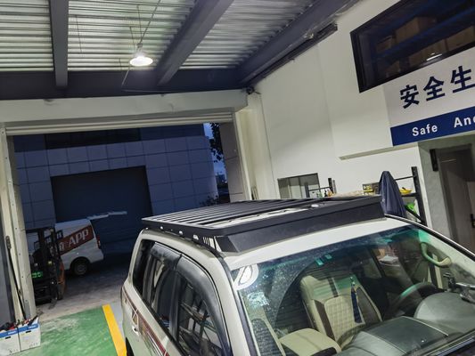 Monture de toit de voiture en aluminium à haute capacité de charge pour Toyota Land Cruiser LC 200