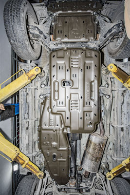 Plaques de protection contre les glissades du moteur à carrosserie grise haute pour Mitsubishi Pajero V93 V97