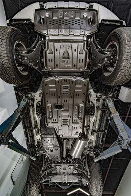 Plaques de protection contre les glissades du moteur à carrosserie grise haute pour Mitsubishi Pajero V93 V97