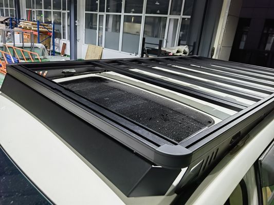 Modèle de voiture TOYOTA LC200 Racks de toit solaire de voiture en aluminium haute 4X4 avec montage de la colonne vertébrale