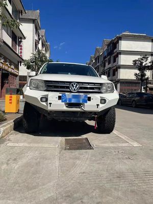 Volkswagen Amarok pièces détachées en acier treuil de bœuf barre pare-chocs avant avec porte pneu