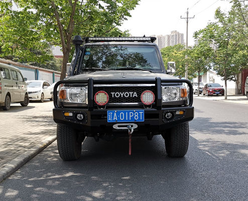 Toyota LC79 enduit de poudre pare-chocs pare-chocs arrière avec treuil pare-chocs avant et support de pneus