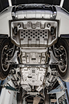 Protection du réservoir de carburant pour véhicules Mitsubishi Pajero V93 V97