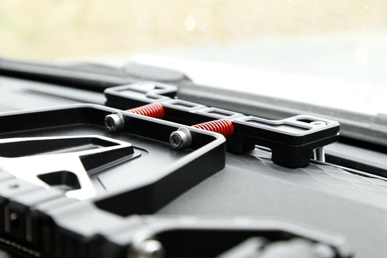 Résistance de la console centrale multifonctionnelle de réservoir 300 avec finition de surface anodisante dure