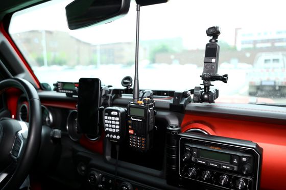 Processus CNC usinée en alliage d'aluminium centre de console support Gopro détenteur pour Jeep Wrangler