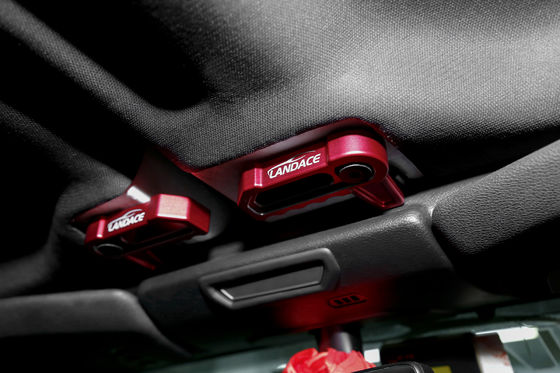 4x4 accessoires extérieurs de véhicule rouleau de décapage du toit dur à poignée rouge