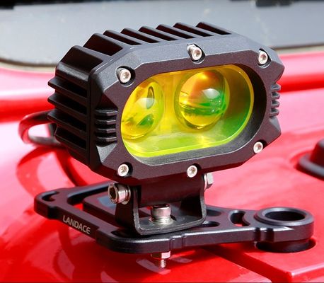 Des supports de montage légers pour Jeep Wrangler