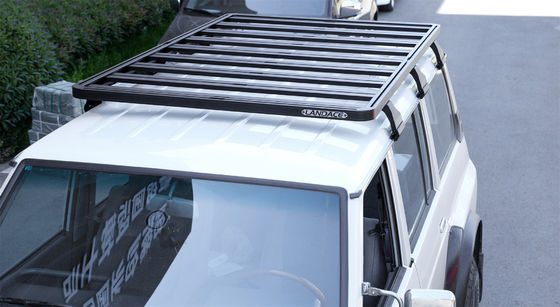 Plateau de toit universel recouvert de poudre Akzo Nobel noir panier 4x4 Plateau de toit en alliage d'aluminium