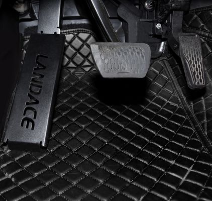 Couche en poudre des piquets anti-coup de pied pour Jeep Wrangler en haut de la pédale de repos du pied gauche sur mesure